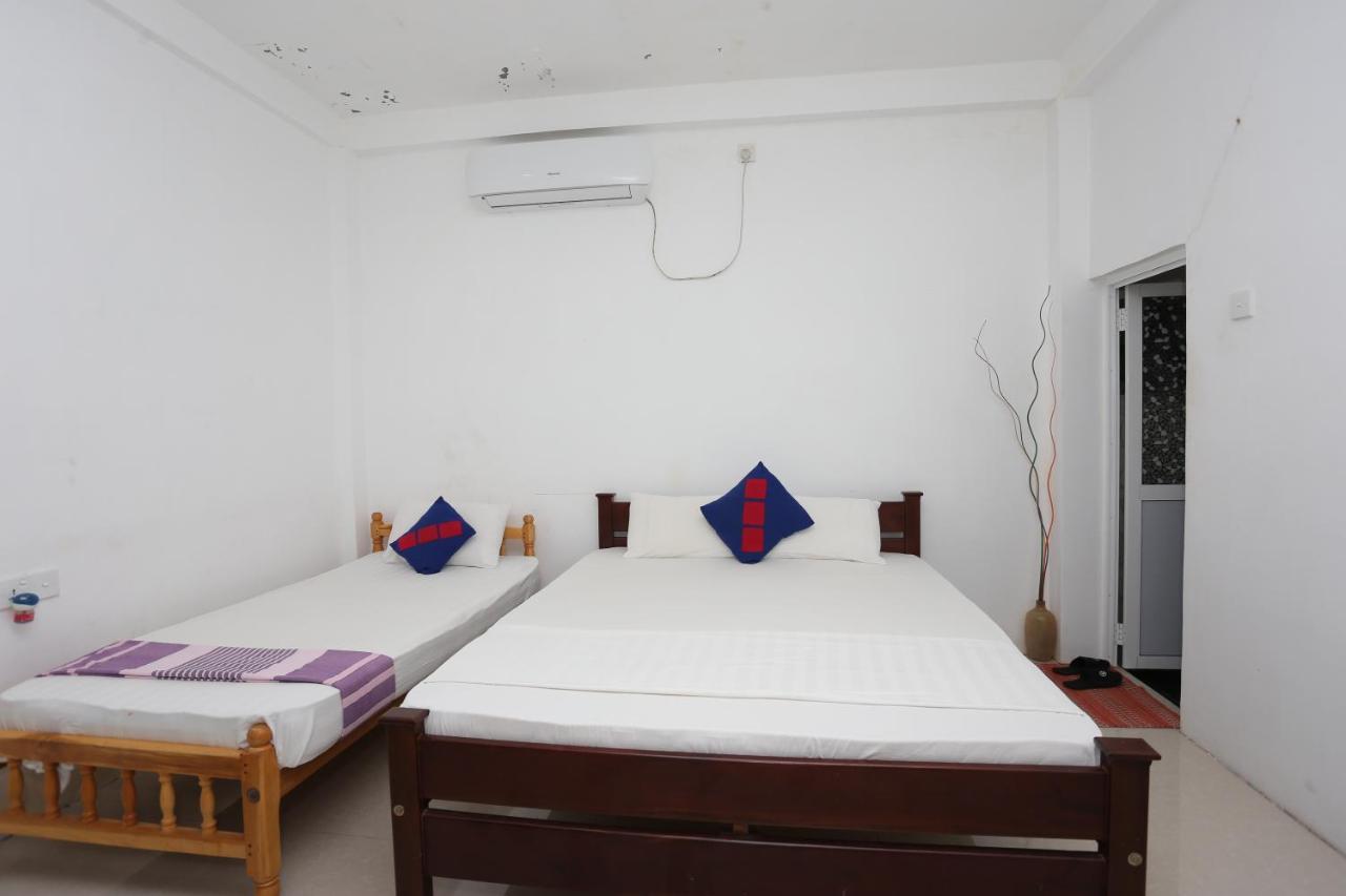 Araliya White House Lägenhet Negombo Exteriör bild